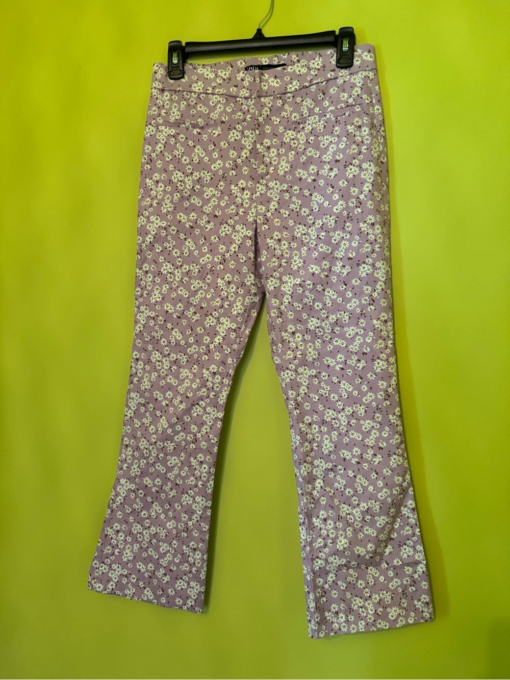 Zara Lavender Floral Cropped Pants